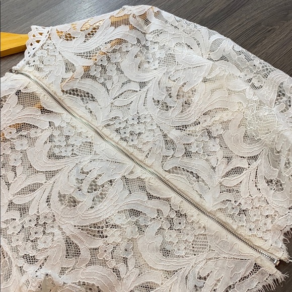 Lace crop top, with bell sleeves! - Picture 3 of 3